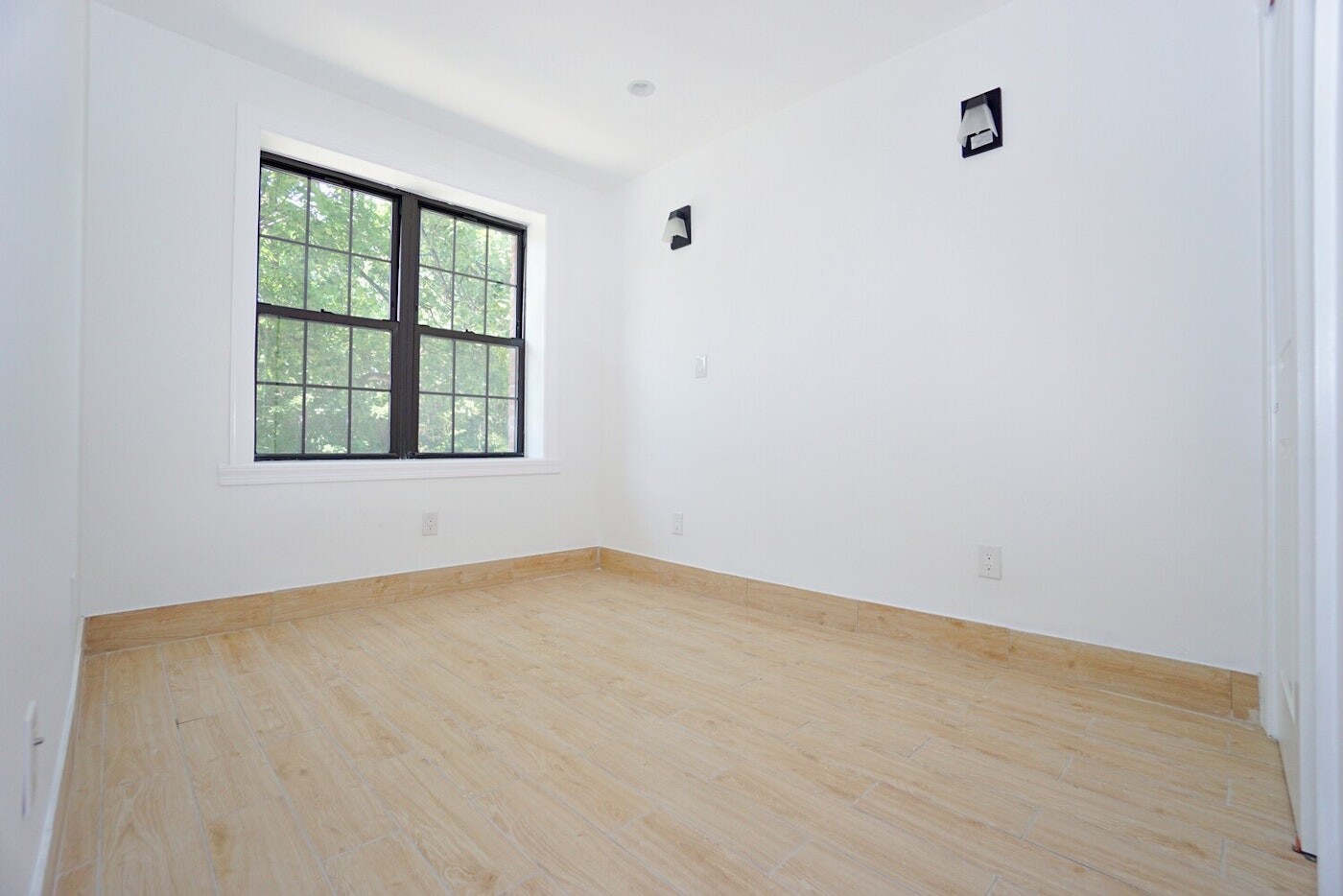 626 Greene Avenue Property Photo 11