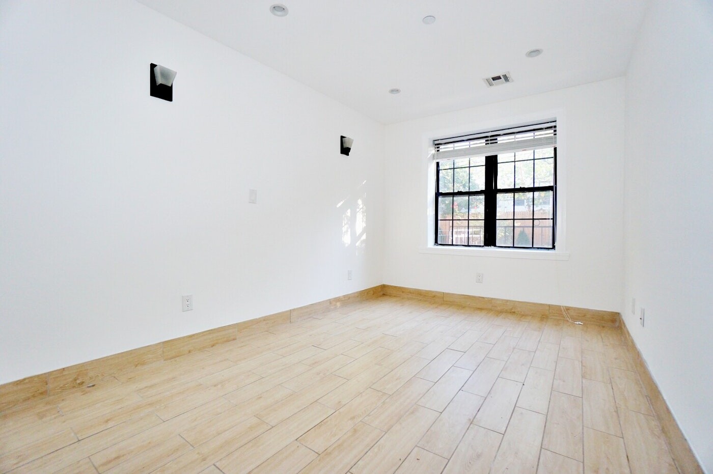626 Greene Avenue Property Photo 14