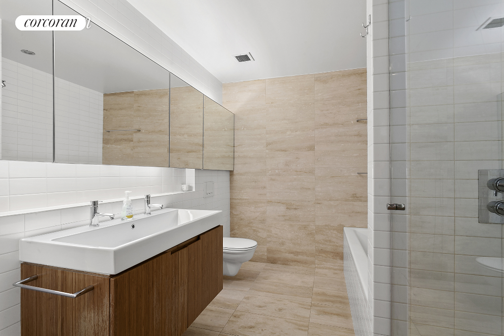 109 Norfolk Street 3 Property Photo 6