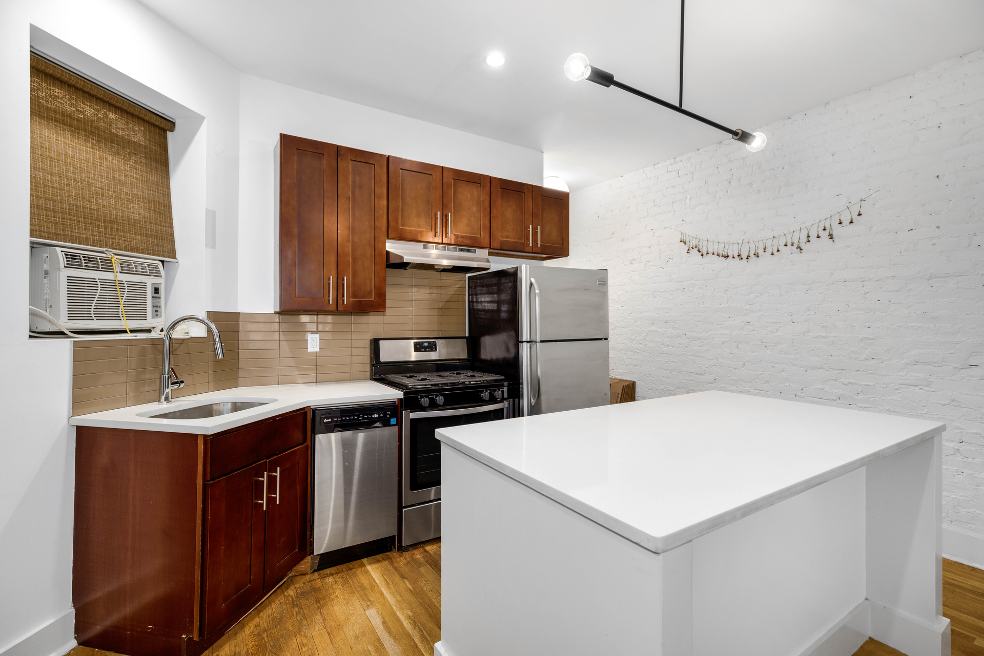 248 Bainbridge Street 2 Property Photo 1