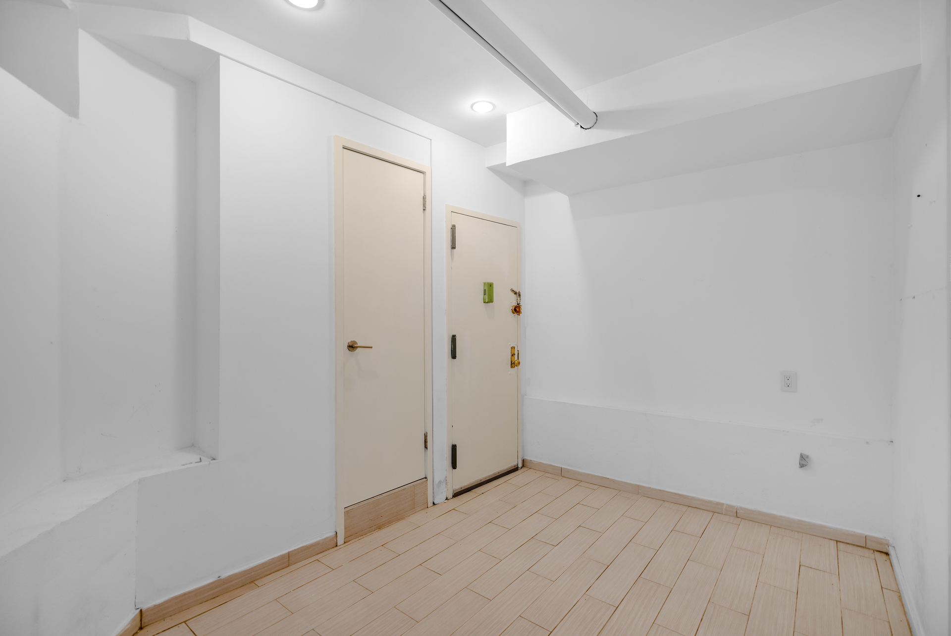 248 Bainbridge Street 2 Property Photo 9