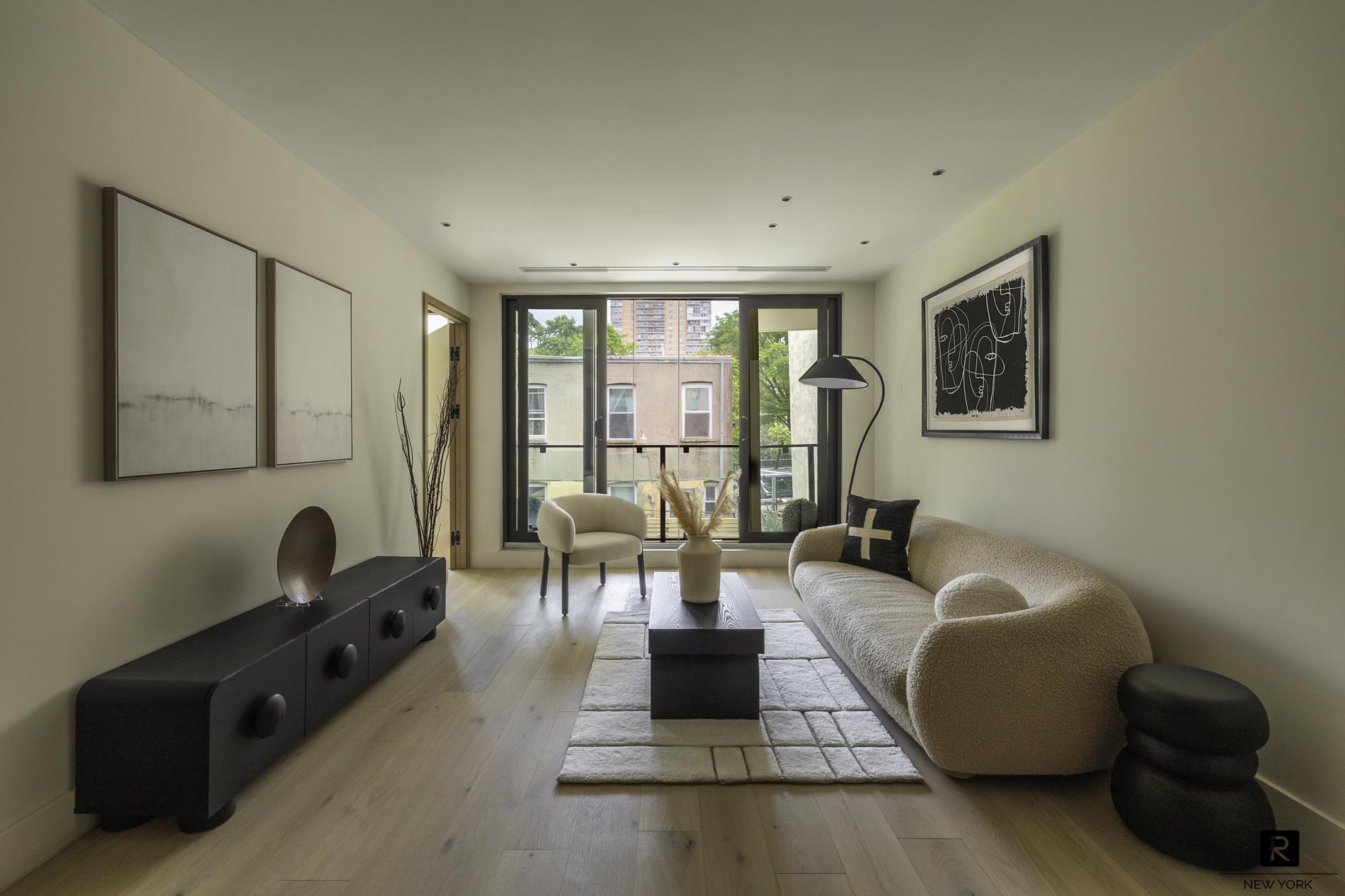 100 Scholes Street 2-b Property Photo 2