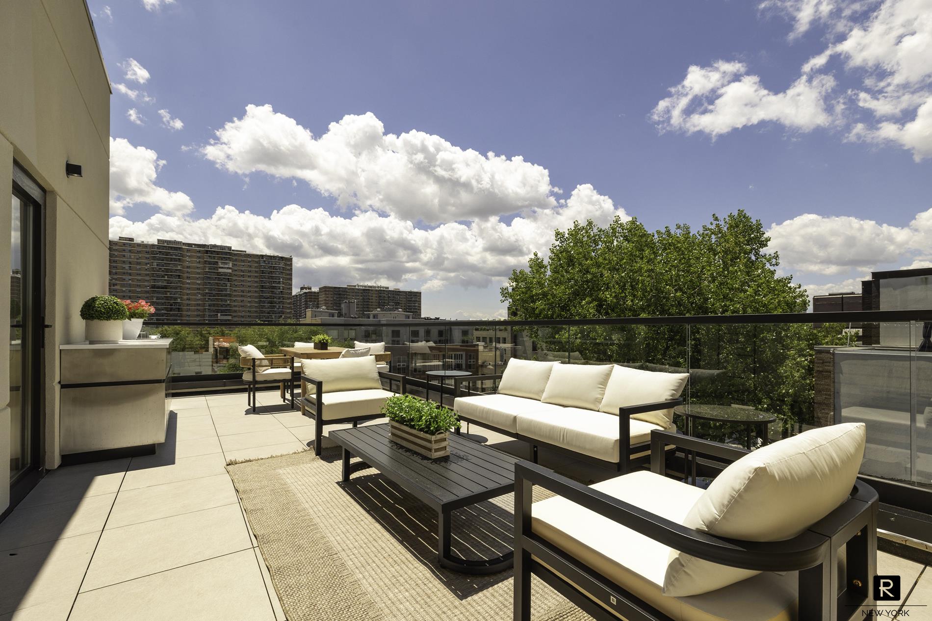 100 Scholes Street 4-B Property Photo 1