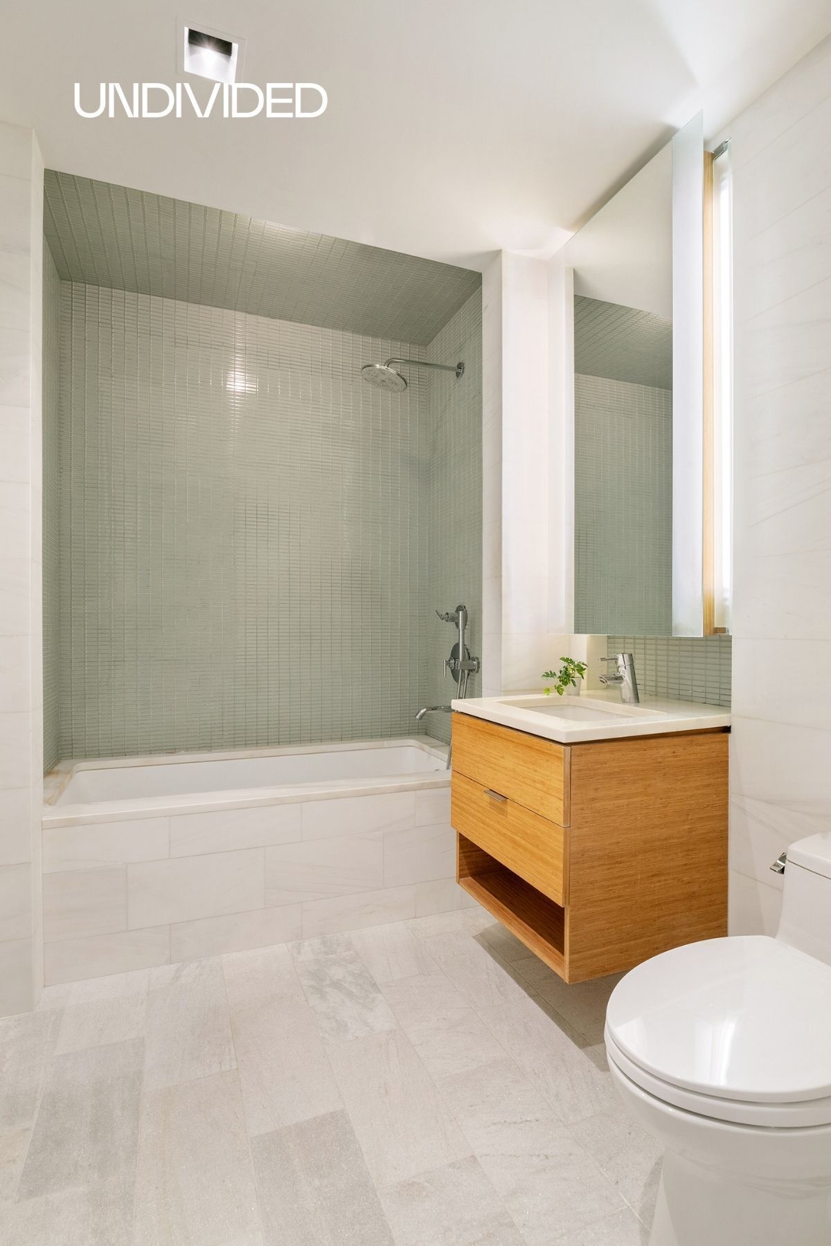 303 E 33rd Street 11b Property Photo 5
