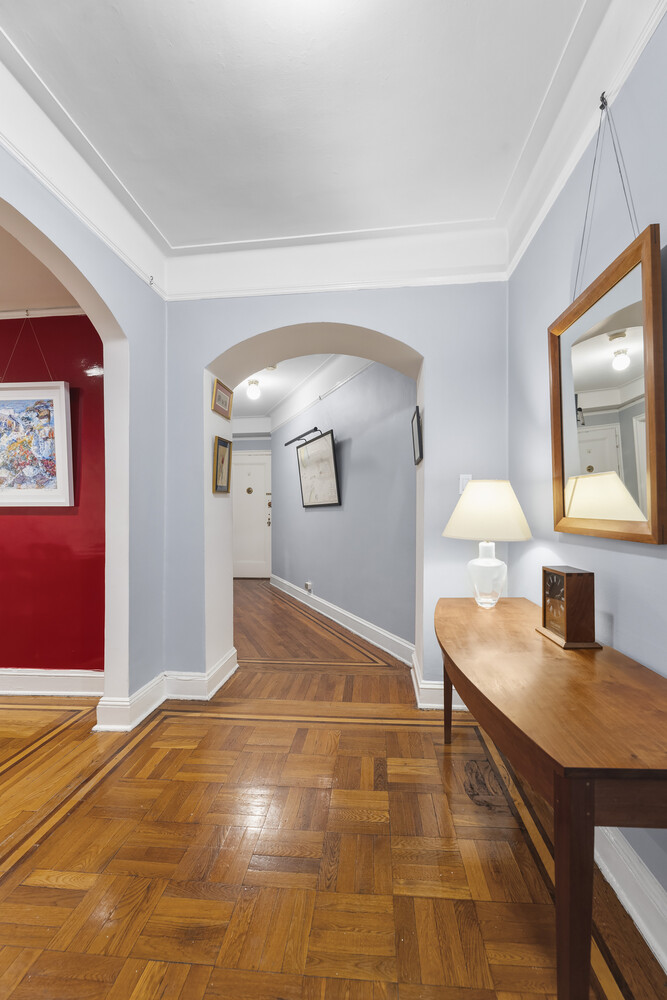 1235 Park Avenue 8a Property Photo 2