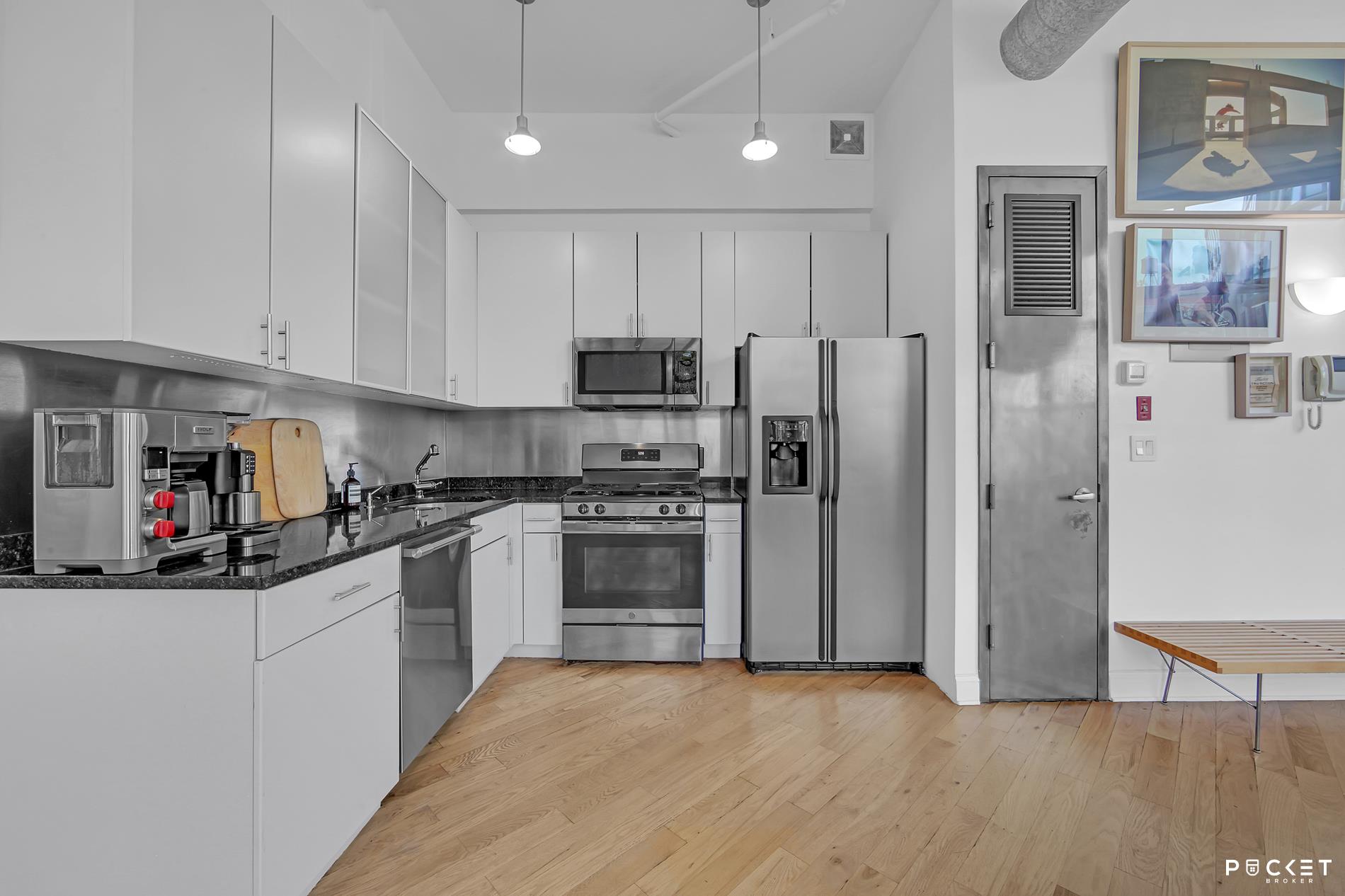 176 Johnson Street 4-a Property Photo 9