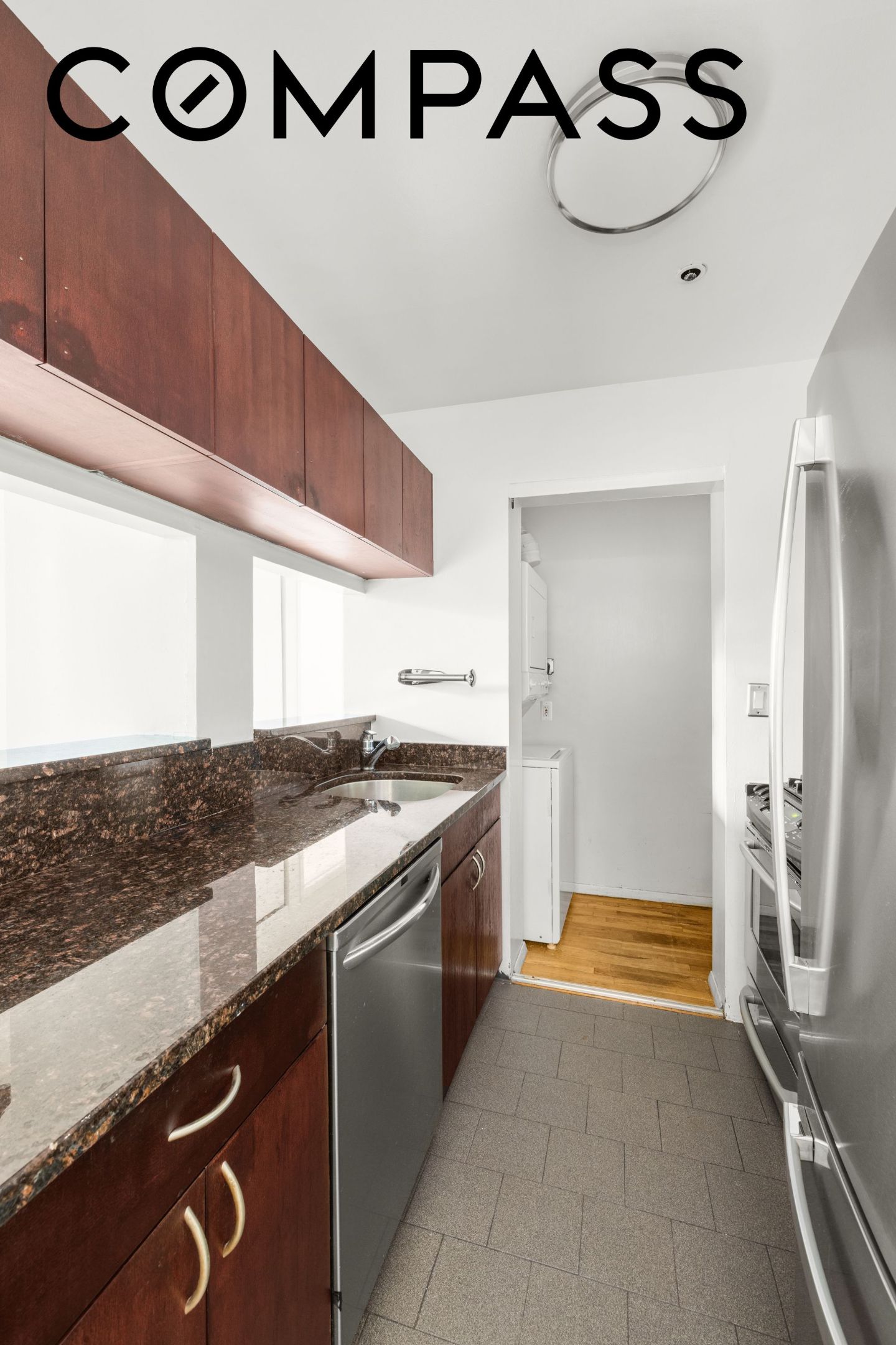 372 Dekalb Avenue 5c Property Photo 3