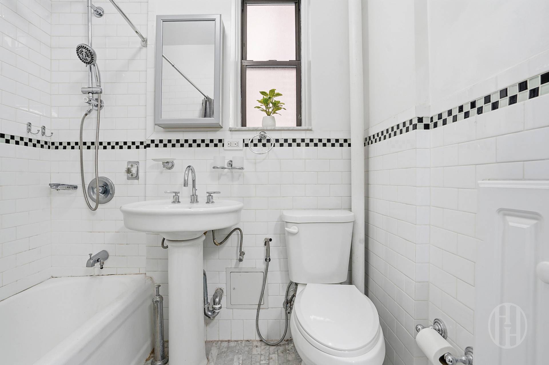 35-45 81st Street B5 Property Photo 9
