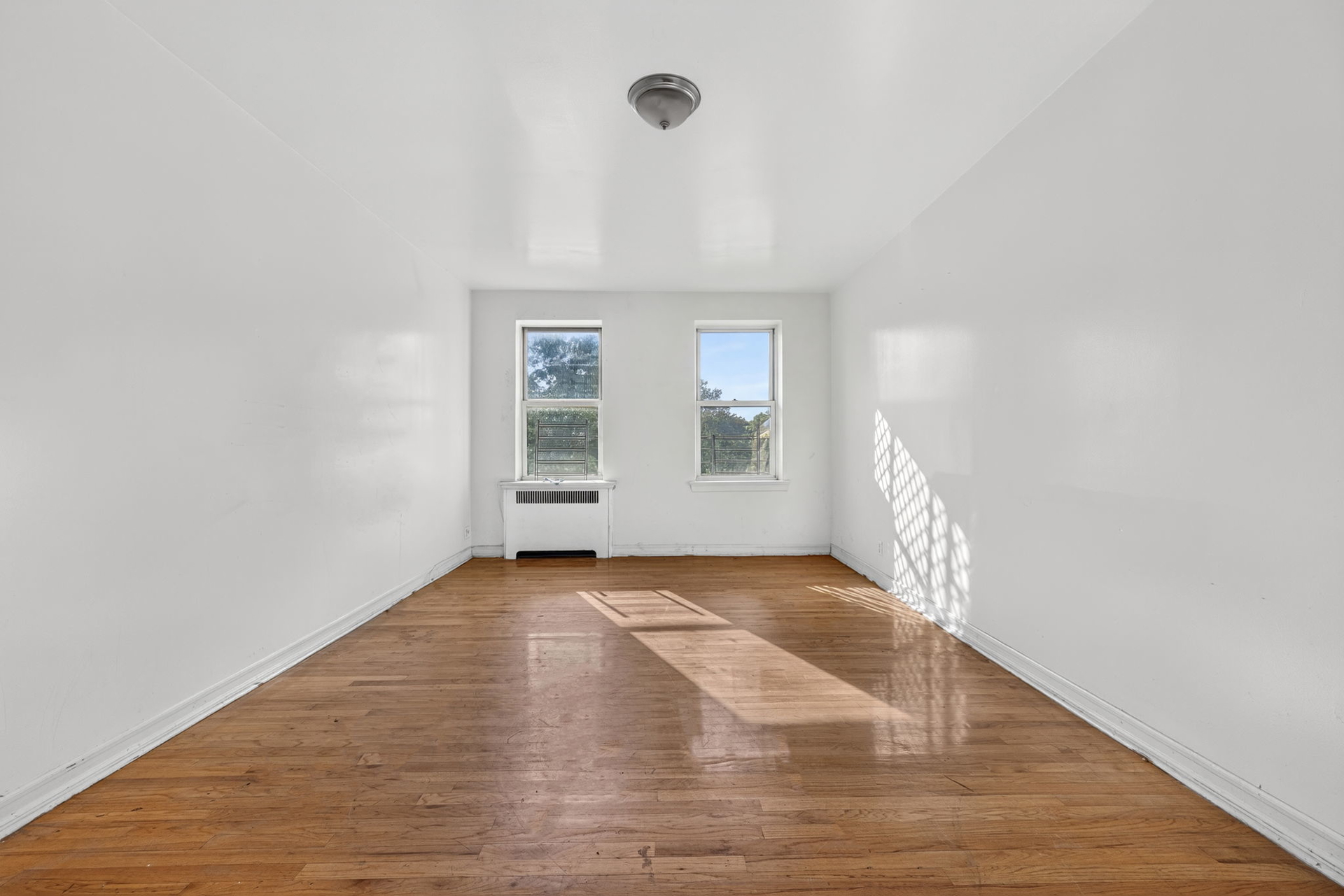 1200 WOODYCREST Avenue 2C Property Photo 1