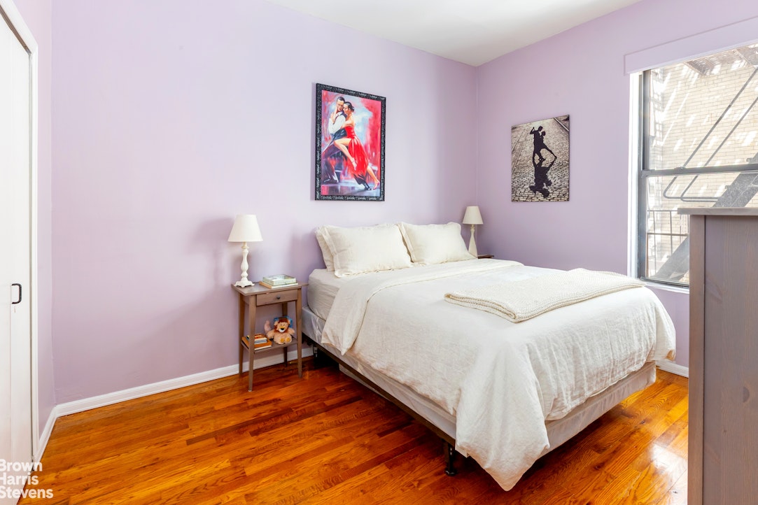 229 W 97th Street 4k Property Photo 3