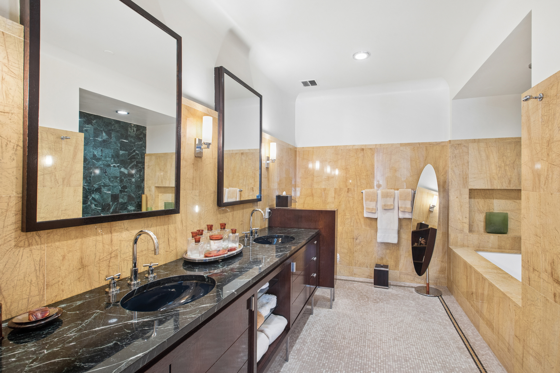 20 Greene Street 3a Property Photo 8