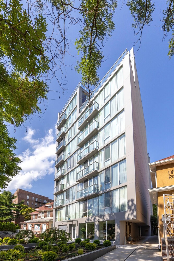 733 Ocean Parkway 9b Property Photo 13