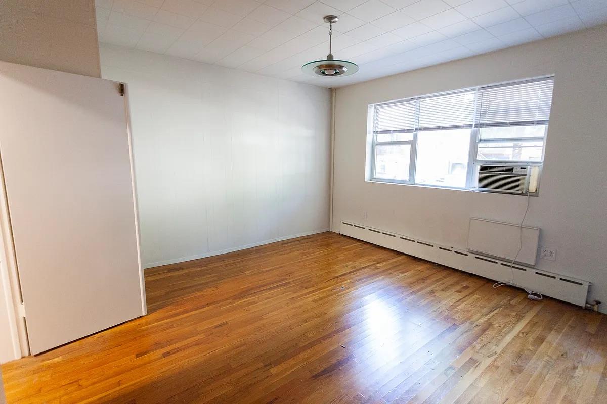 427 Humboldt Street Property Photo 4