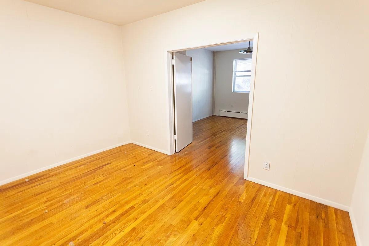 427 Humboldt Street Property Photo 5