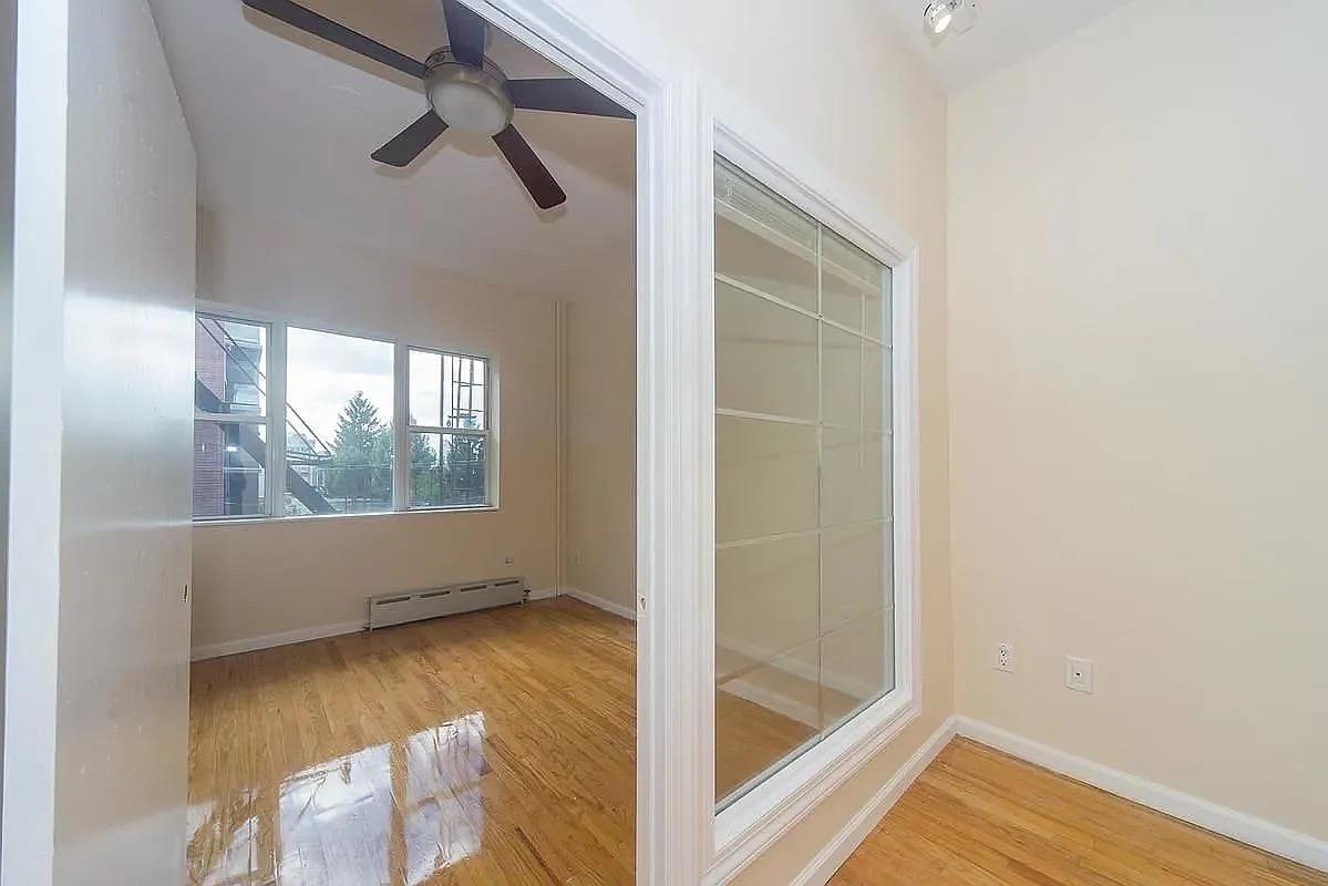 427 Humboldt Street Property Photo 9