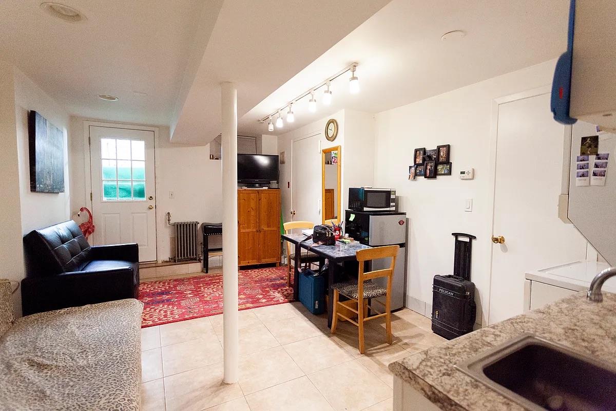 427 Humboldt Street Property Photo 21