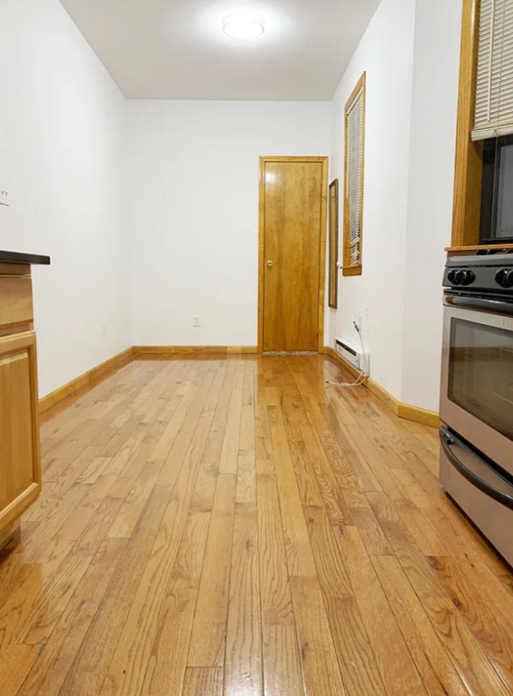 404 E 73rd Street 4 Property Photo 5