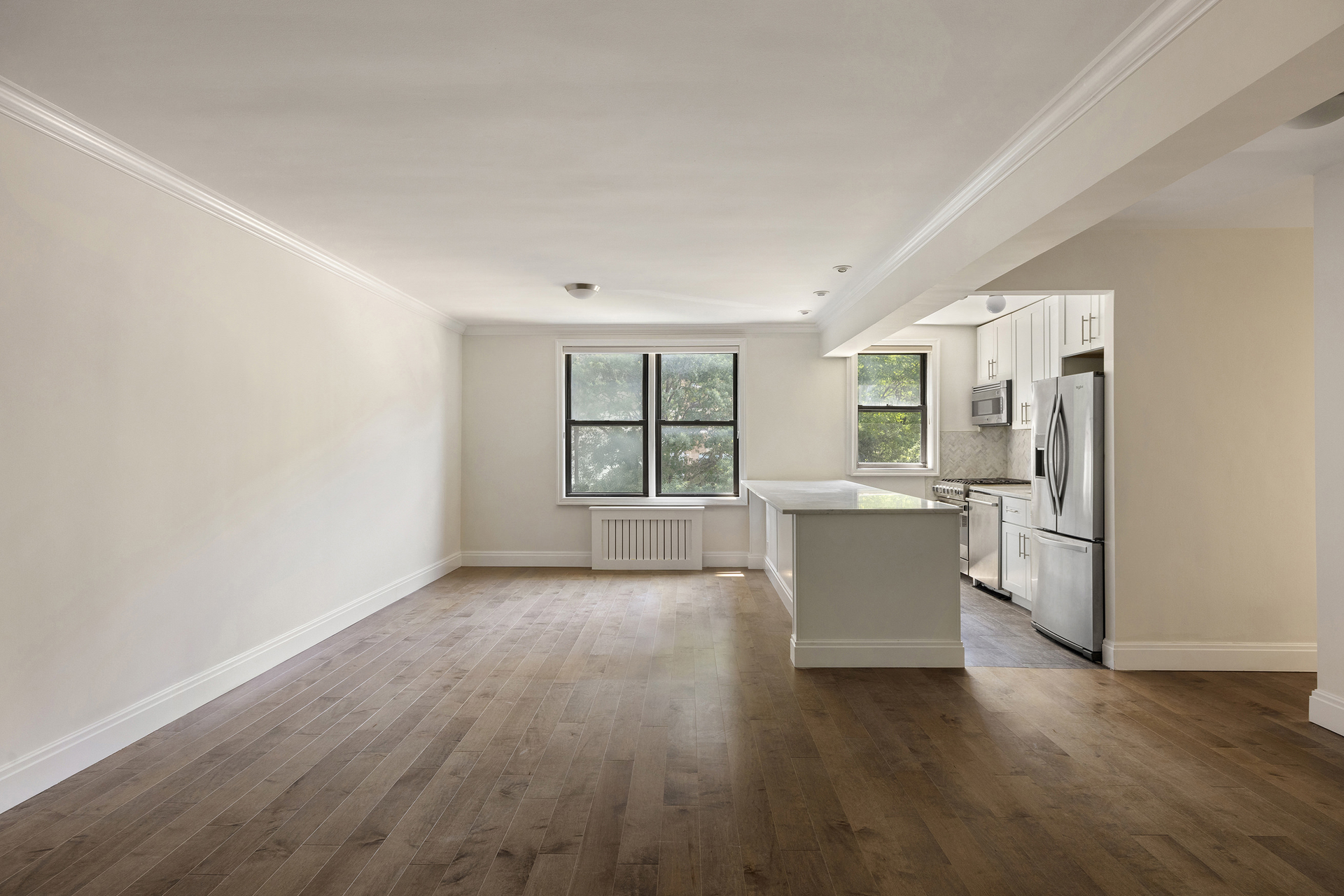 60 E 9th Street 316 Property Photo 1