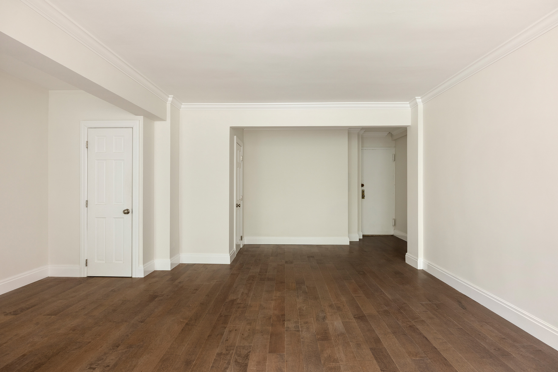 60 E 9th Street 316 Property Photo 4