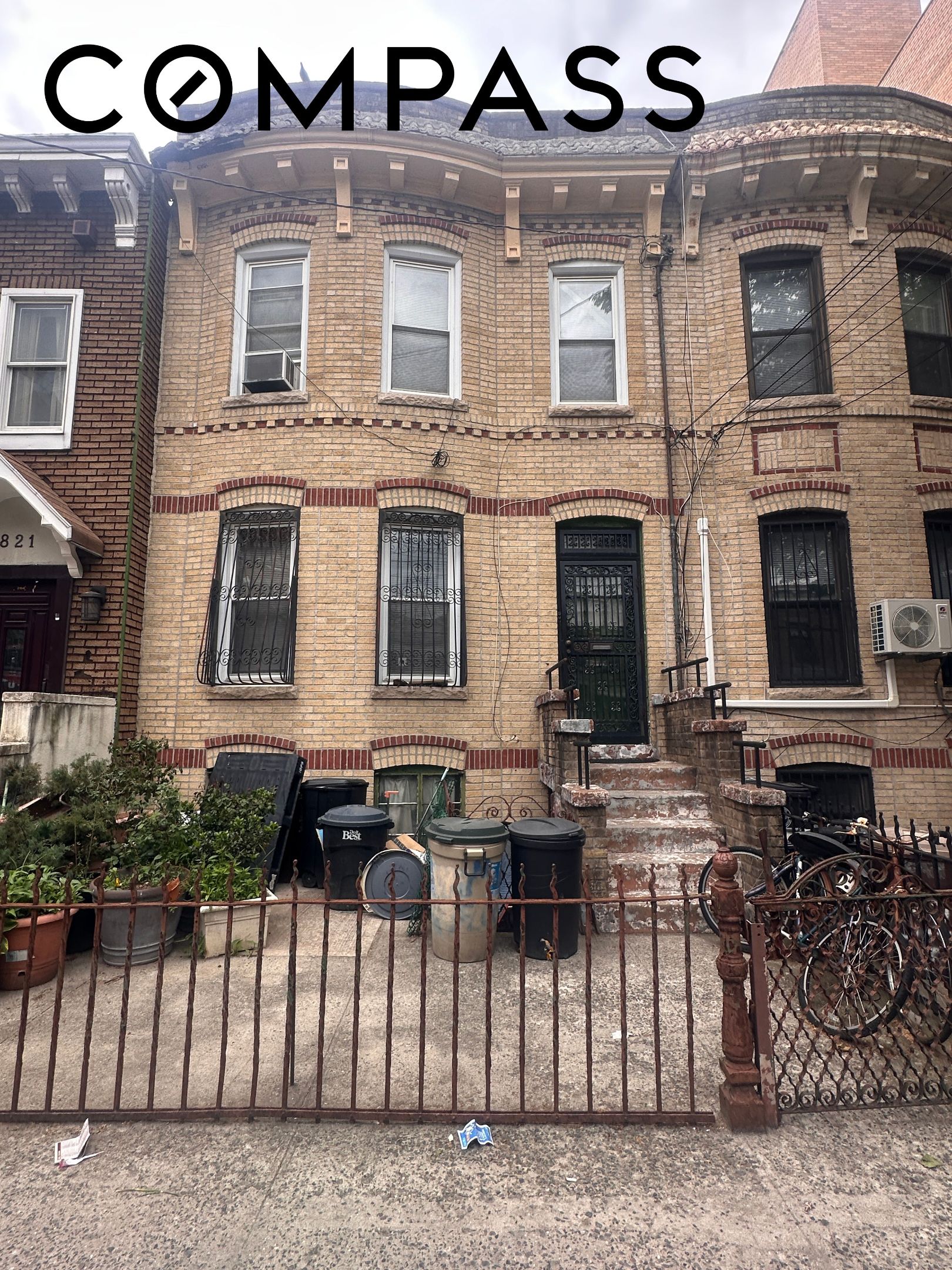 823 54th Street Property Photo 1