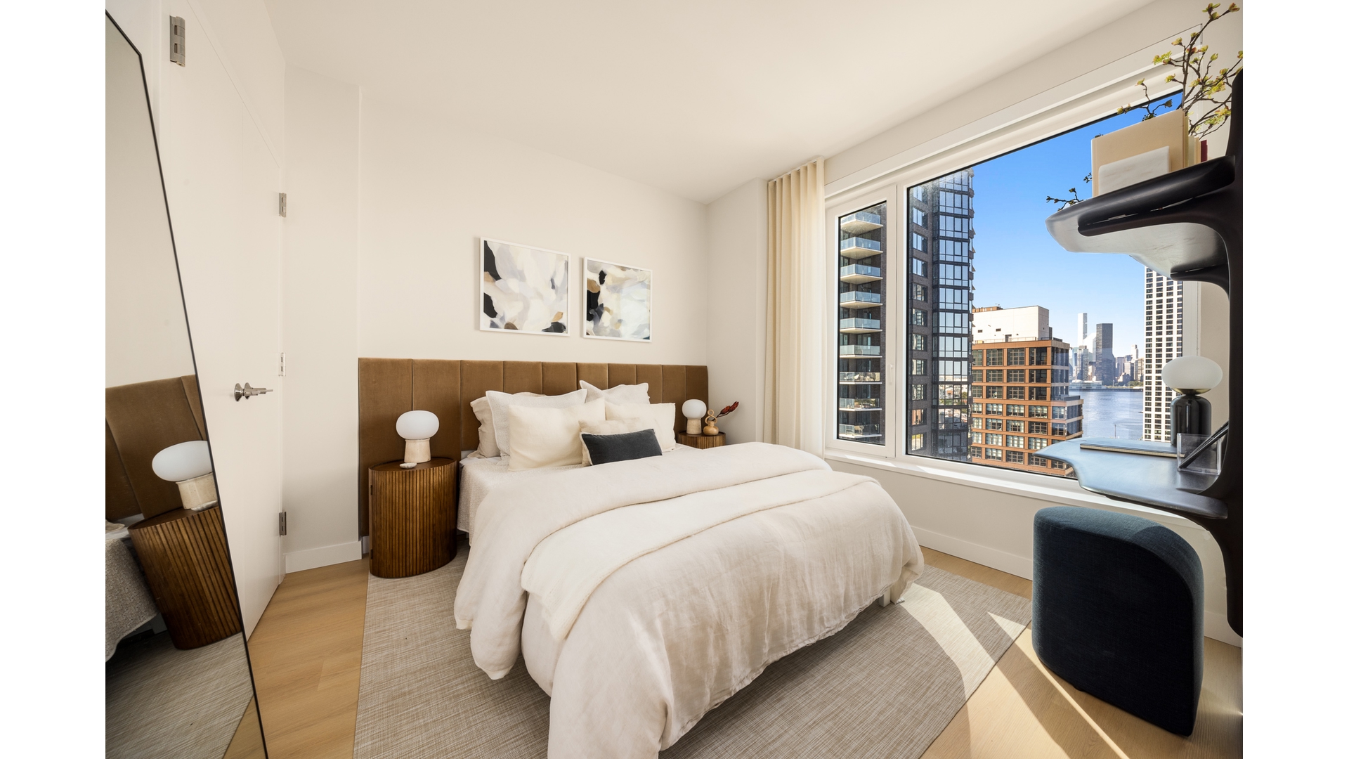 18 India Street 528p Property Photo 3