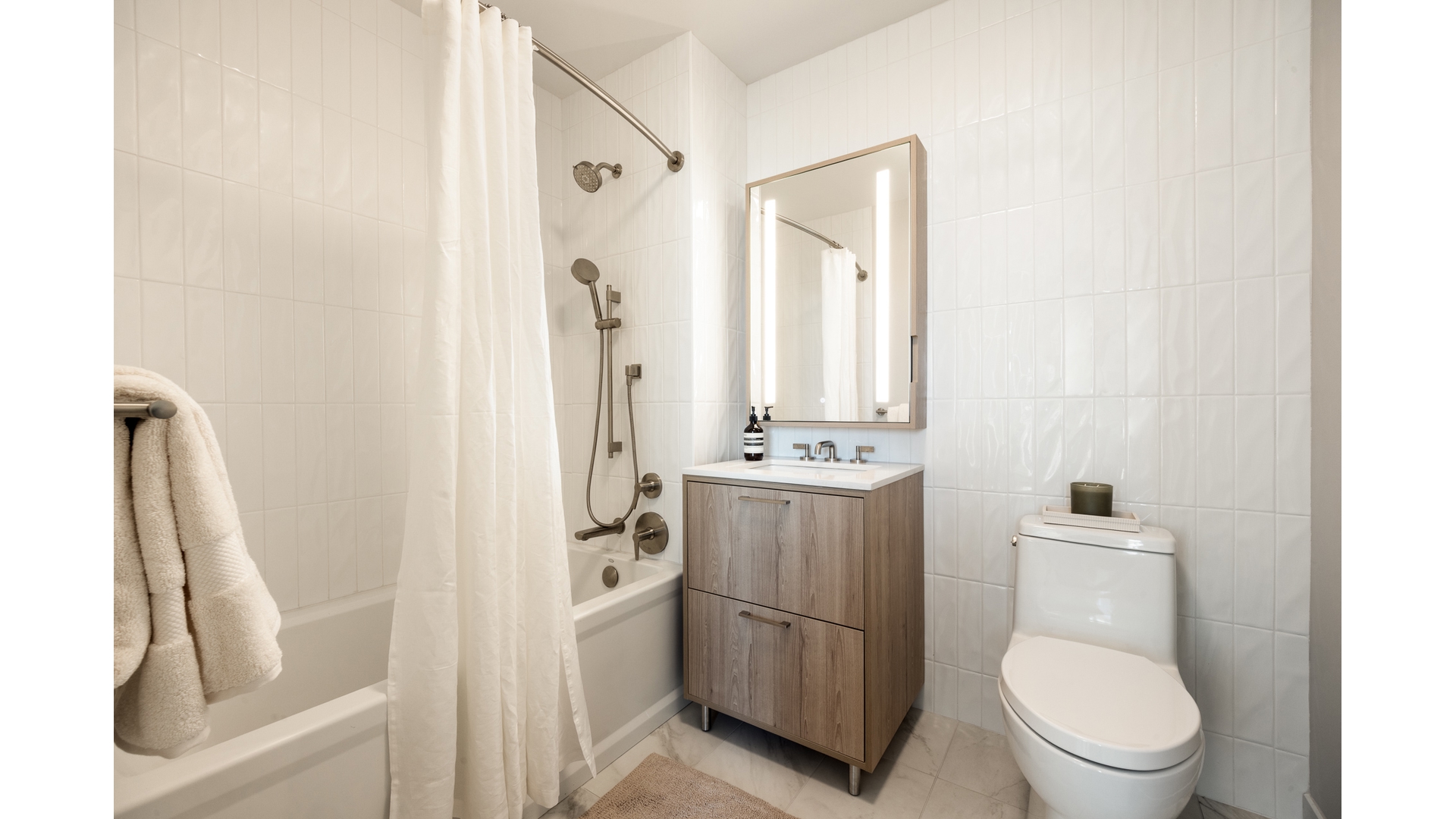 18 India Street 528p Property Photo 4