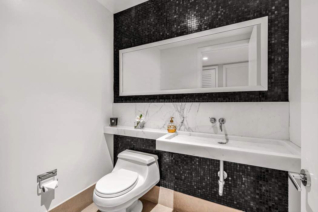 150 Nassau Street 15b Property Photo 10