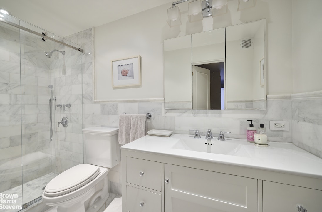80 E End Avenue 17e Property Photo 6