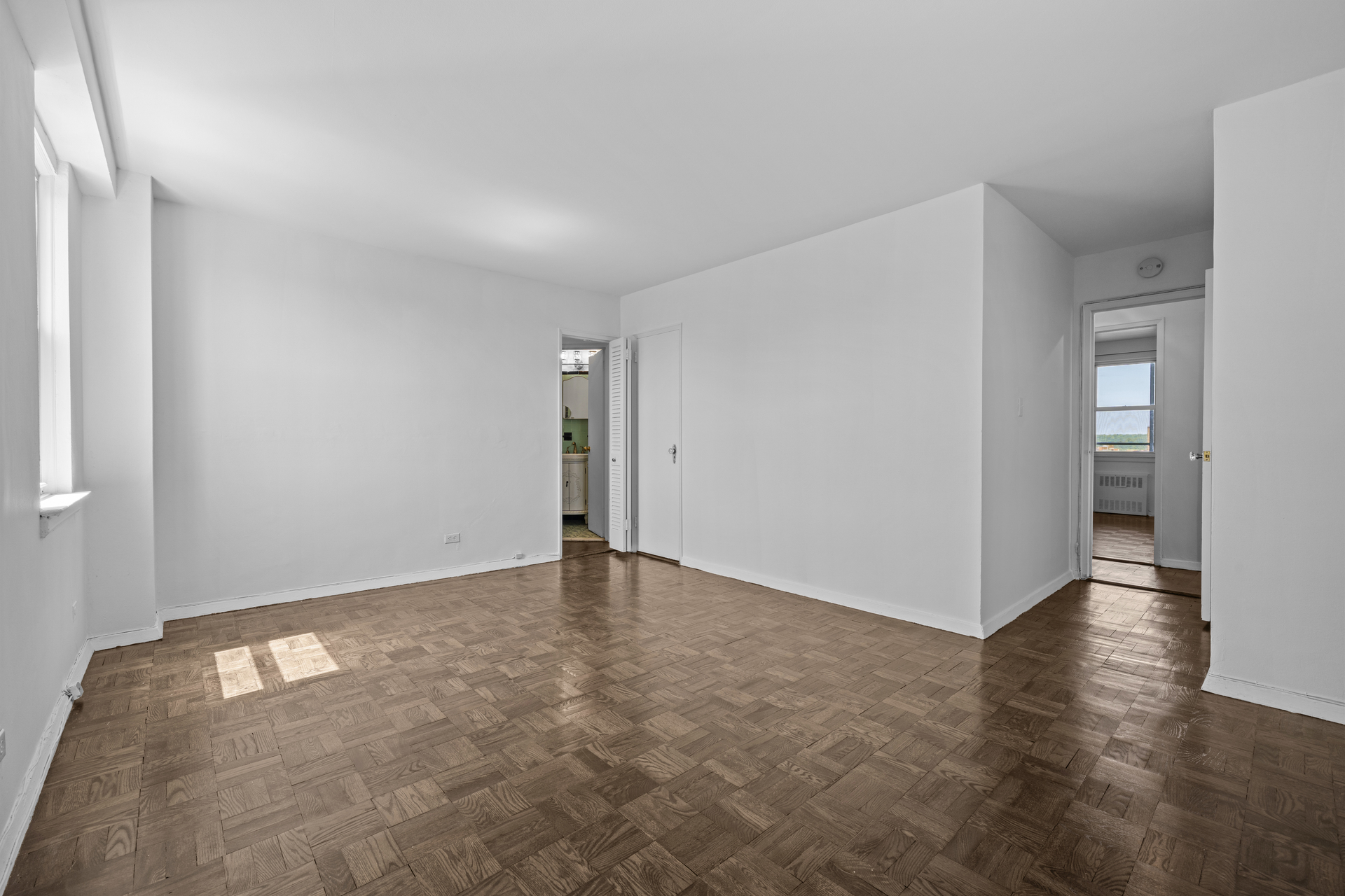 3135 Johnson Avenue 11j Property Photo 8
