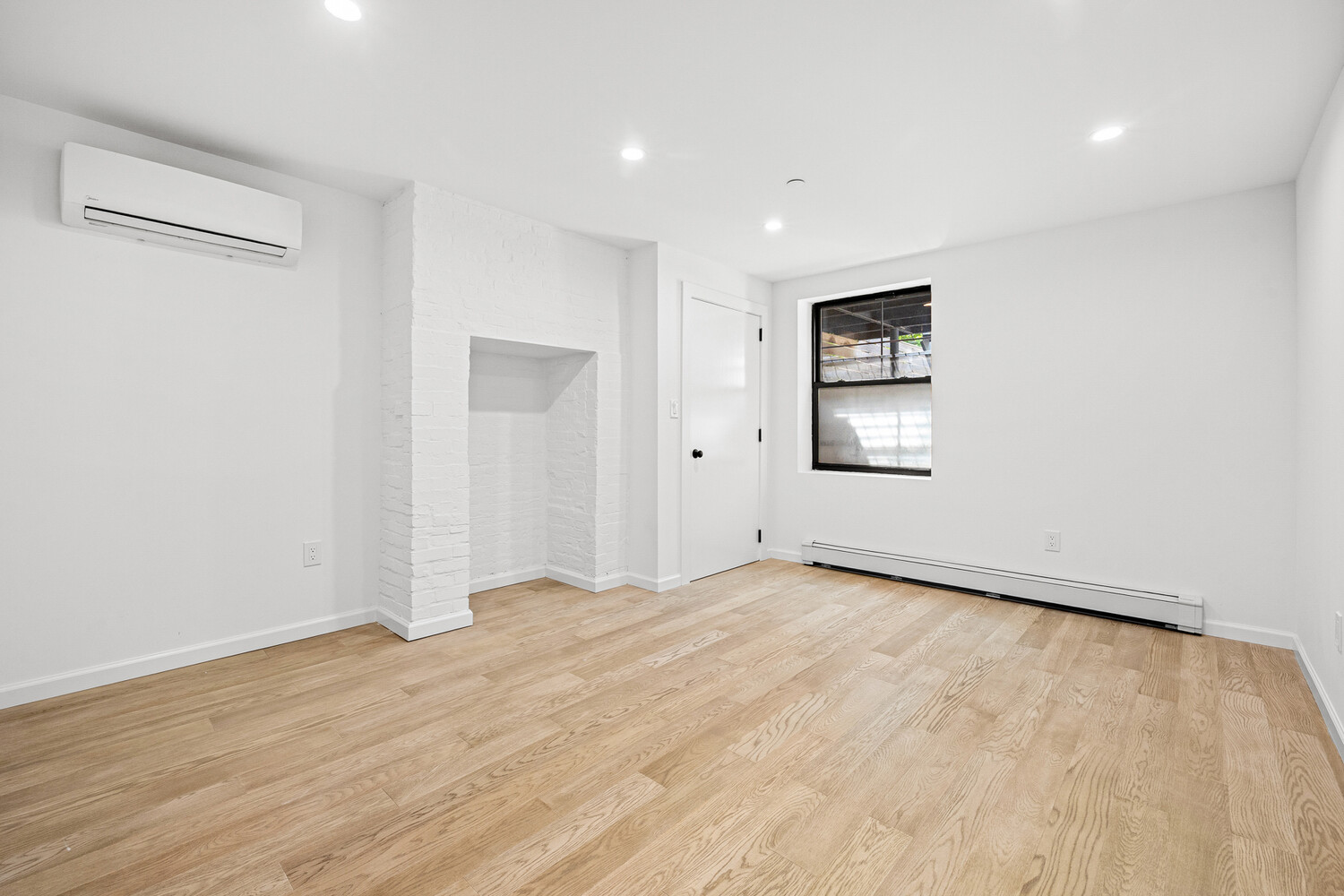 774 Greene Avenue Th Property Photo 6