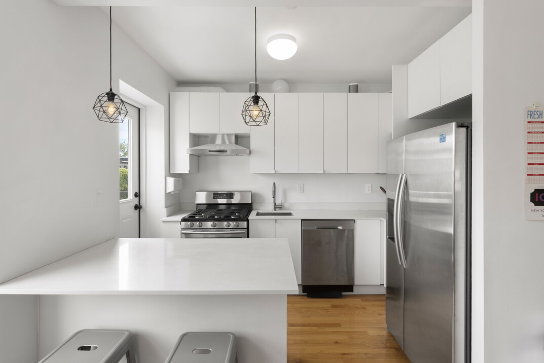 774 Greene Avenue Th Property Photo 10