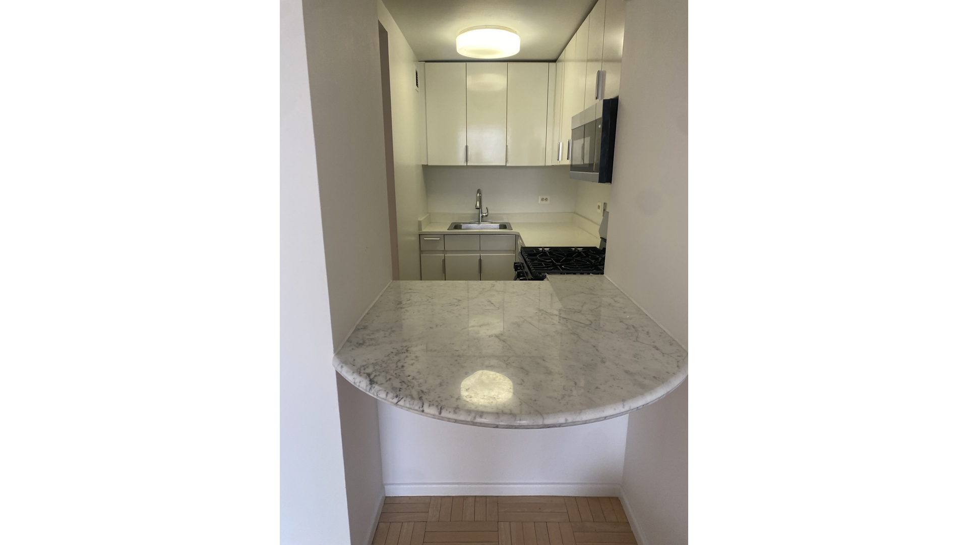 236 E 47th Street 15e Property Photo 8