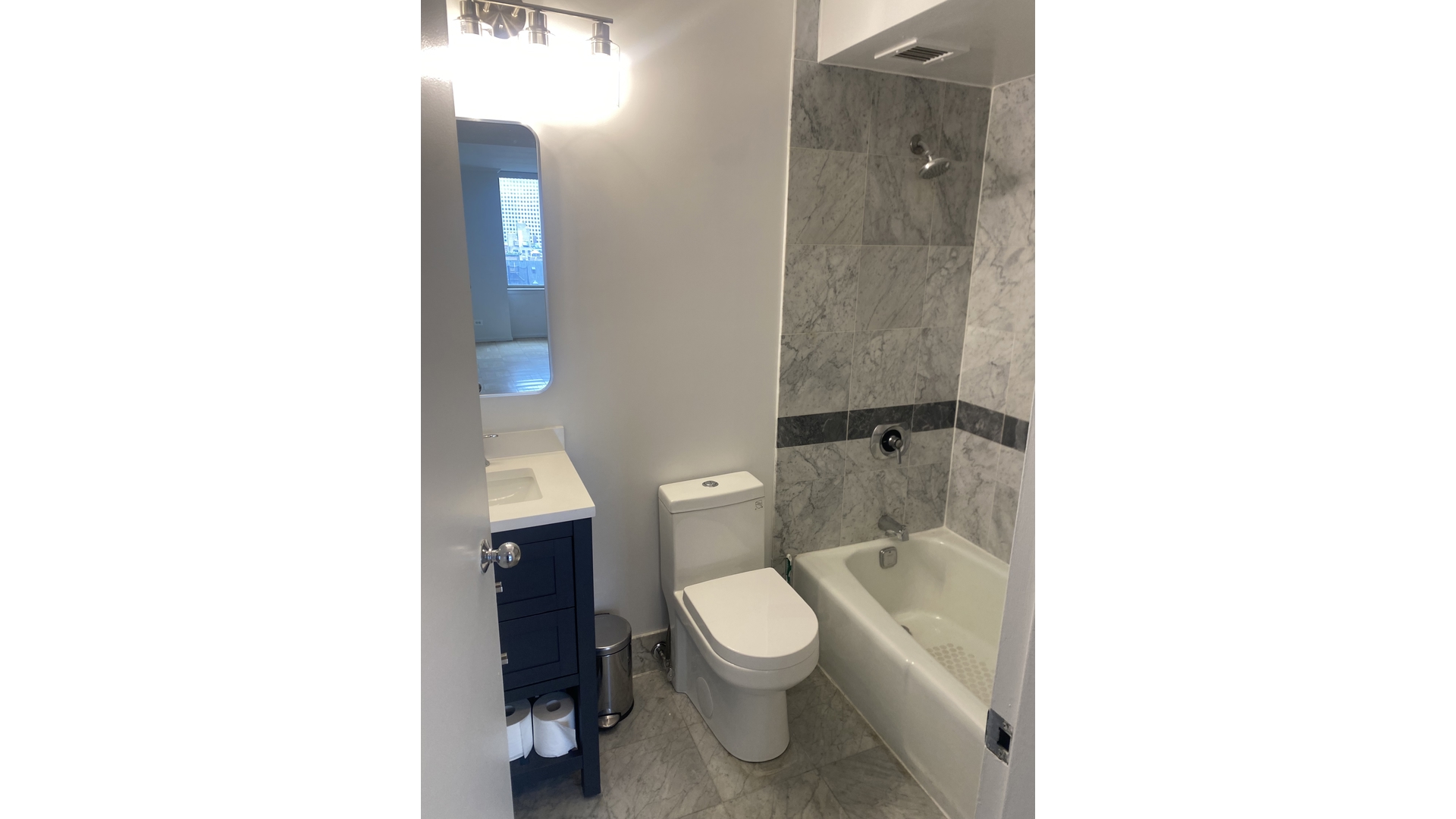 236 E 47th Street 15e Property Photo 12