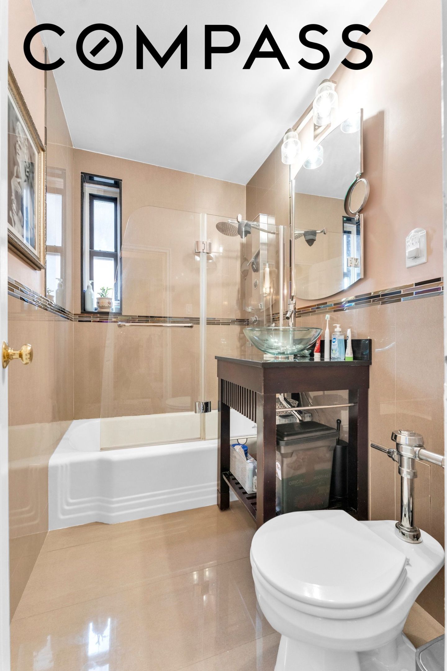 2550 Independence Avenue 4c Property Photo 7