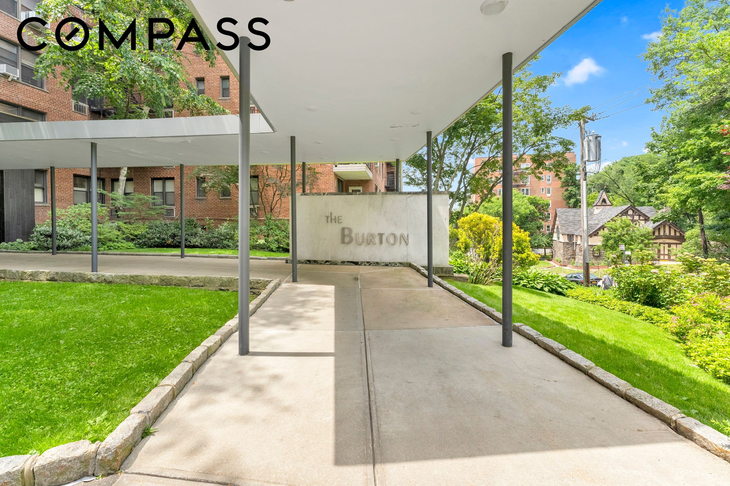 2550 Independence Avenue 4c Property Photo 11