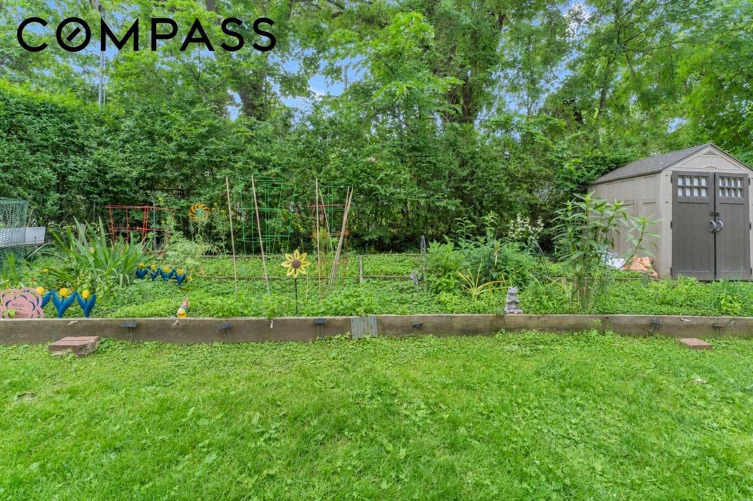 2550 Independence Avenue 4c Property Photo 15