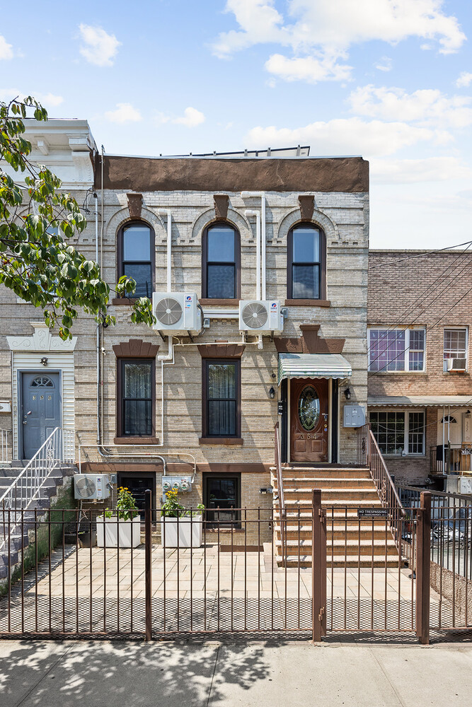 354 Montauk Avenue Property Photo 20