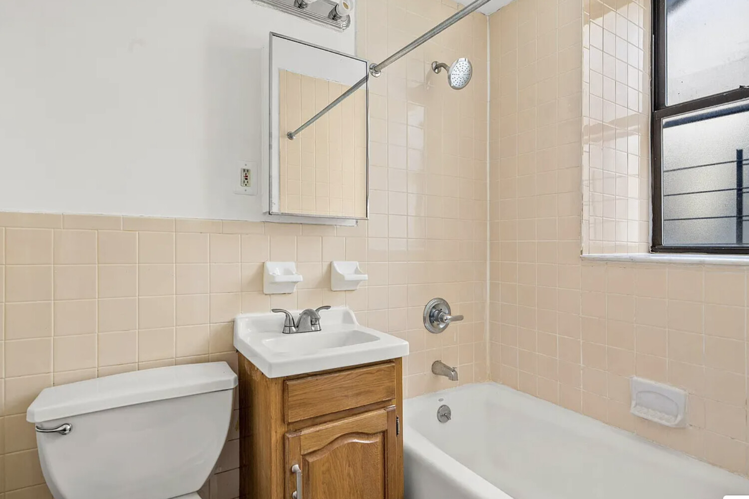 451 W 166th Street 5c Property Photo 11