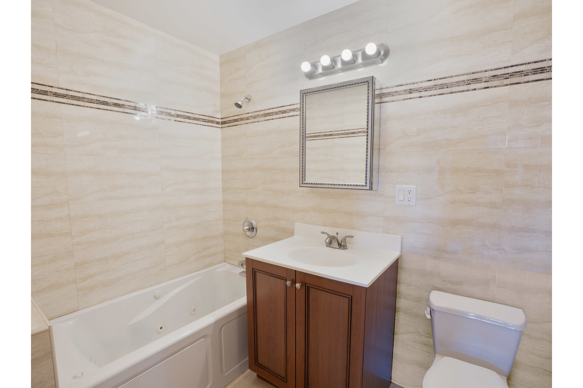 842 Ocean Parkway 8a Property Photo 13