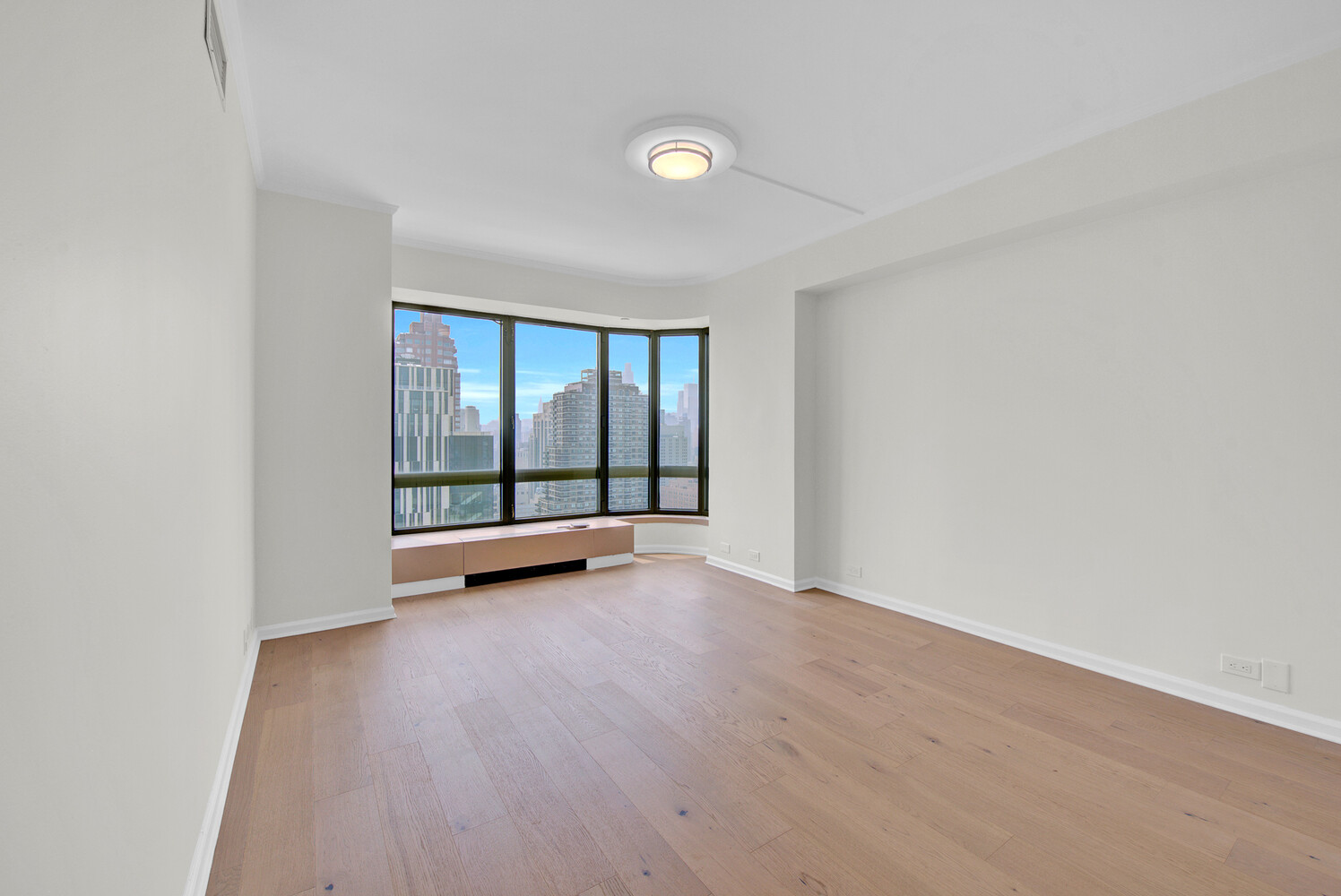 530 E 76th Street 34/35 Property Photo 38