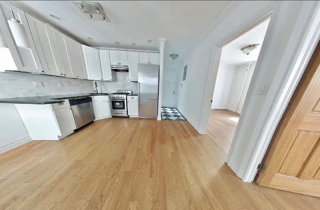 400 E 91st Street 1e Property Photo 1