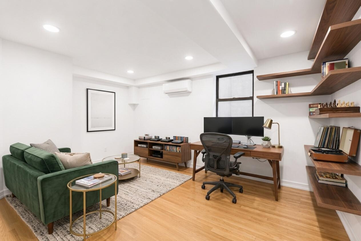 264 W 77th Street 2 Property Photo 5