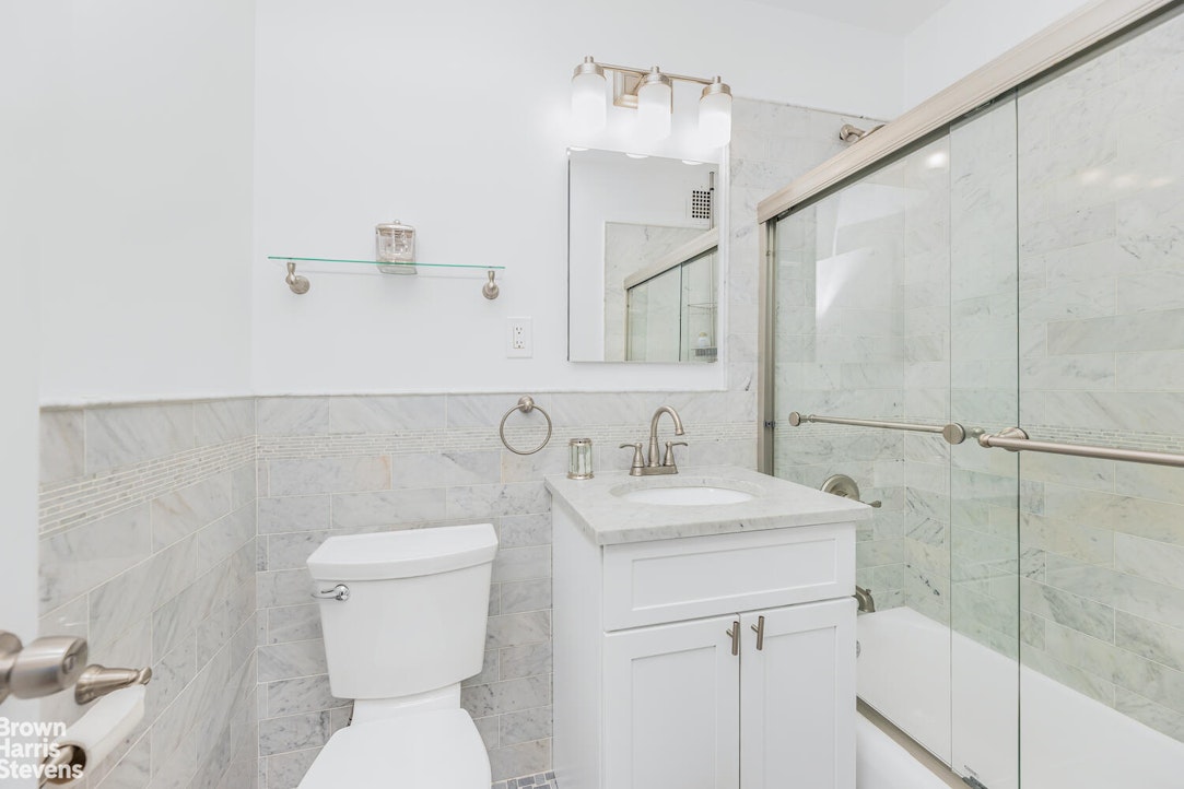 3777 Independence Avenue 14m Property Photo 8