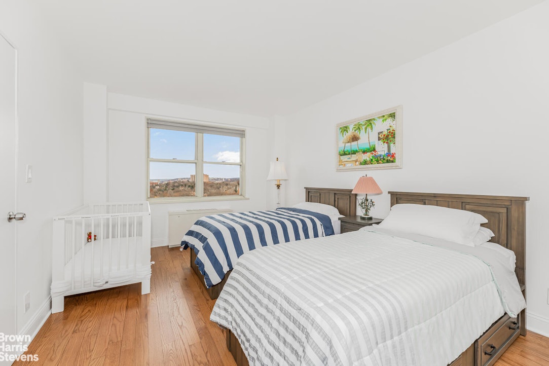 3777 Independence Avenue 14m Property Photo 14