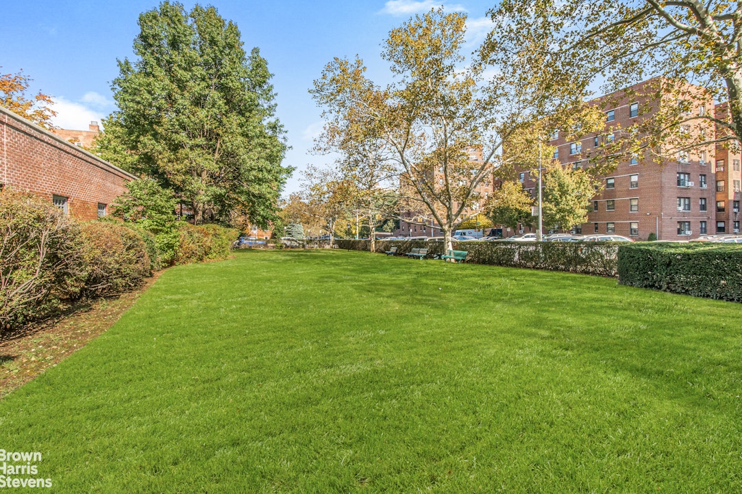 3777 Independence Avenue 14m Property Photo 23