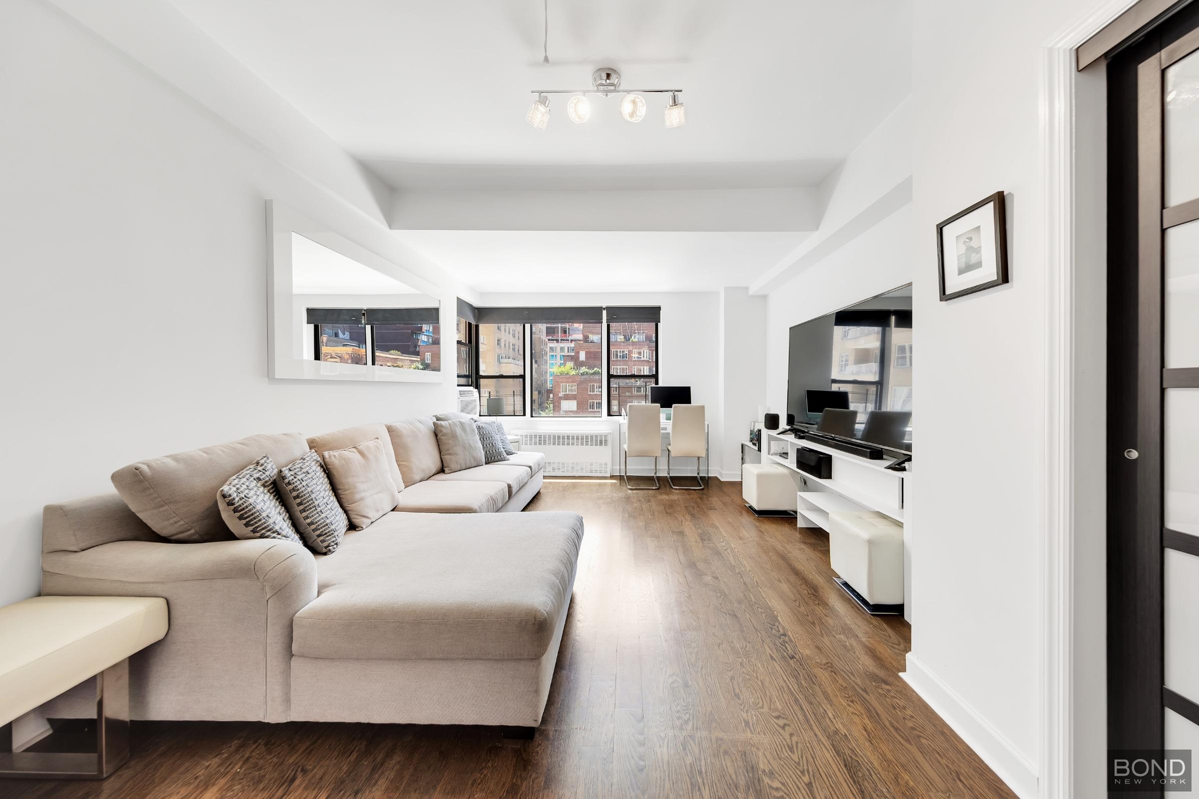 30 E 37th Street 10K Property Photo 1