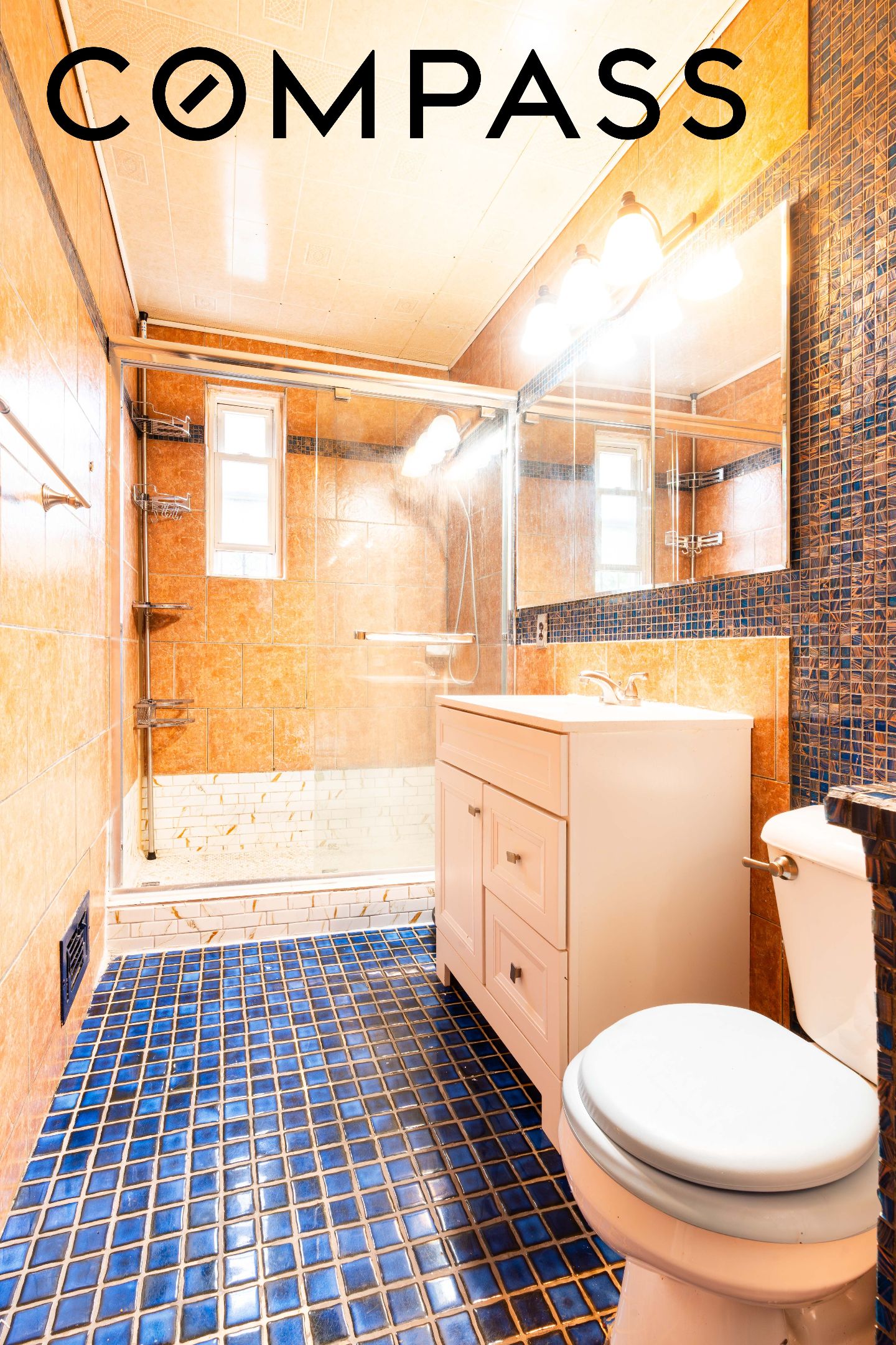 660 Pine Street Property Photo 8