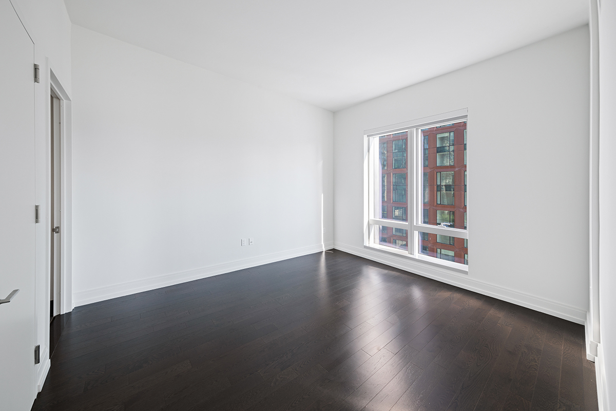 555 10th Avenue 41e Property Photo 3