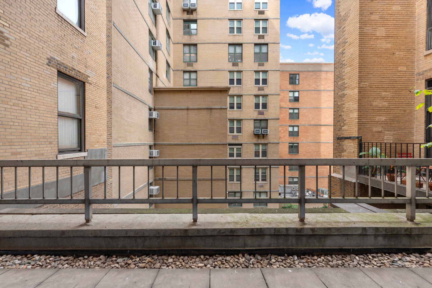 1255 5th Avenue 4e Property Photo 5