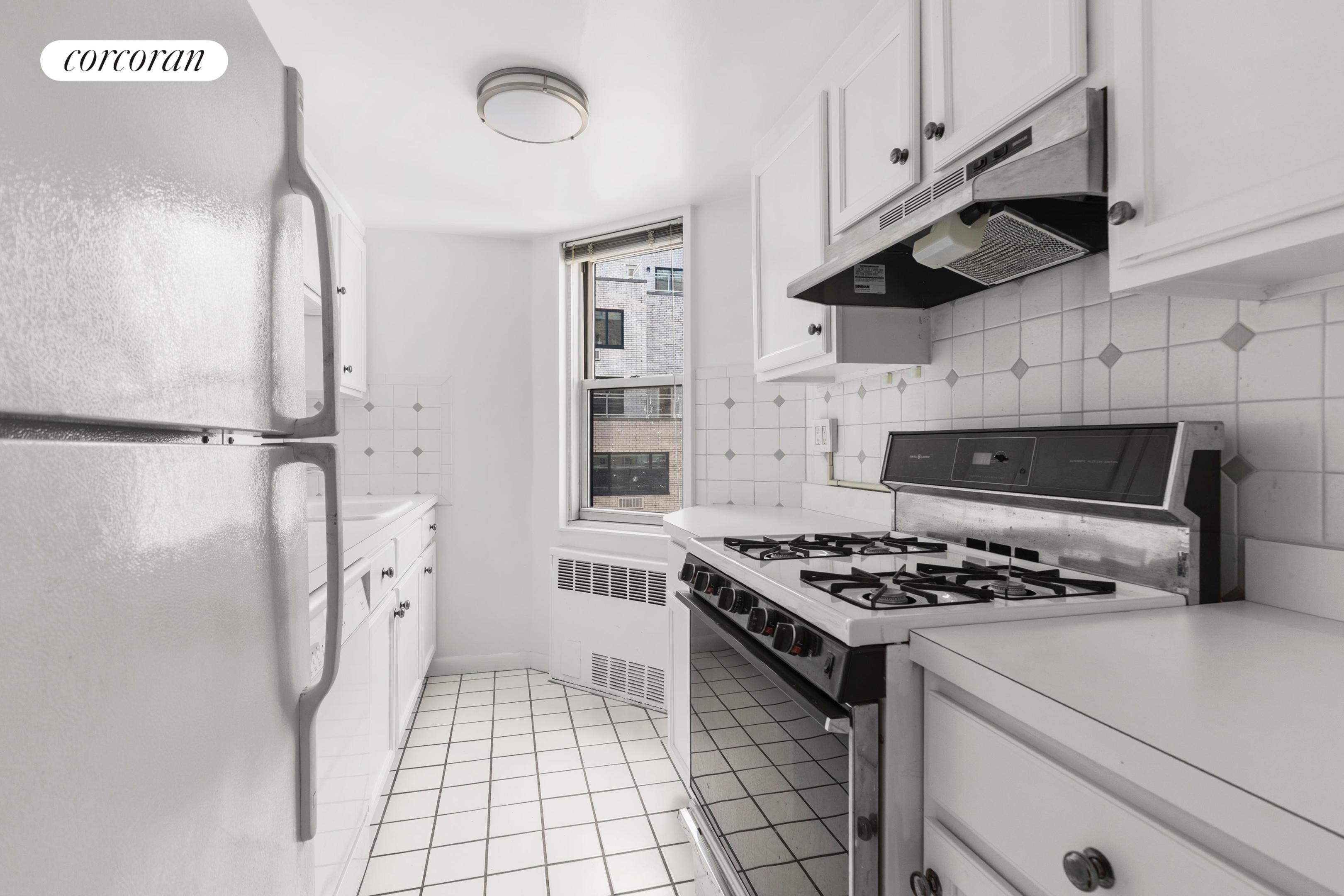 167 E 67th Street 17b Property Photo 11